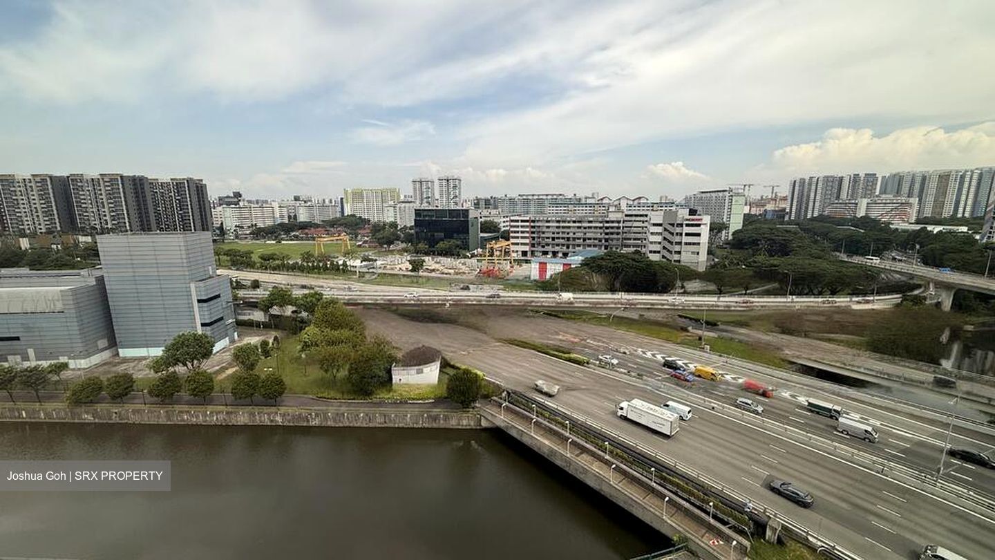 Kallang Way (D13), Factory #473387311